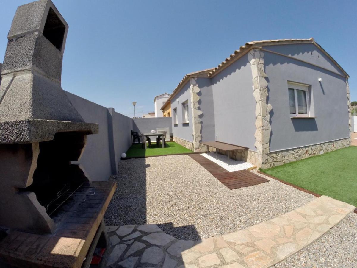 فيلا Casa En L Escala Con Piscina Y Wifi Free L' Escala المظهر الخارجي الصورة