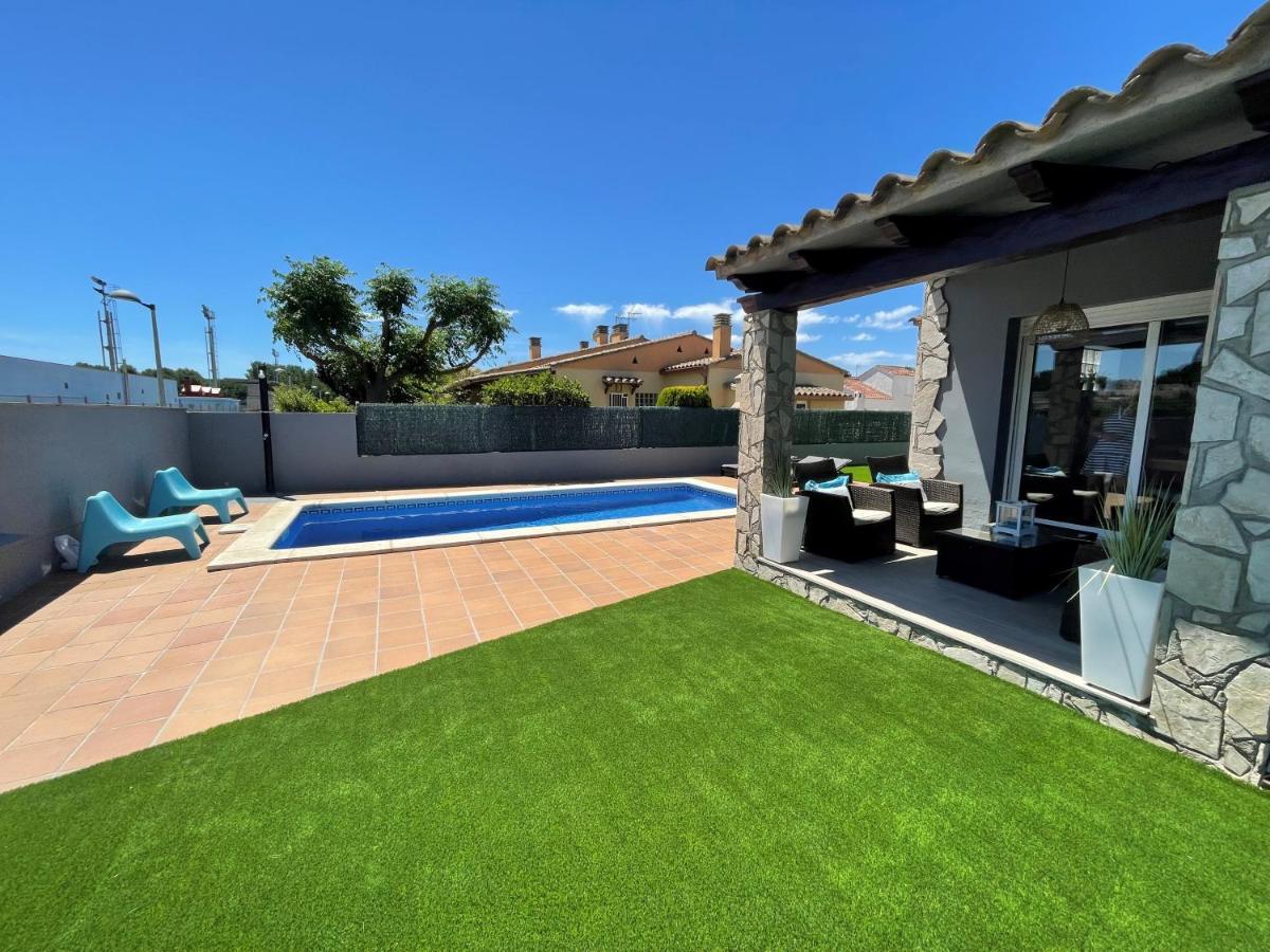 فيلا Casa En L Escala Con Piscina Y Wifi Free L' Escala المظهر الخارجي الصورة
